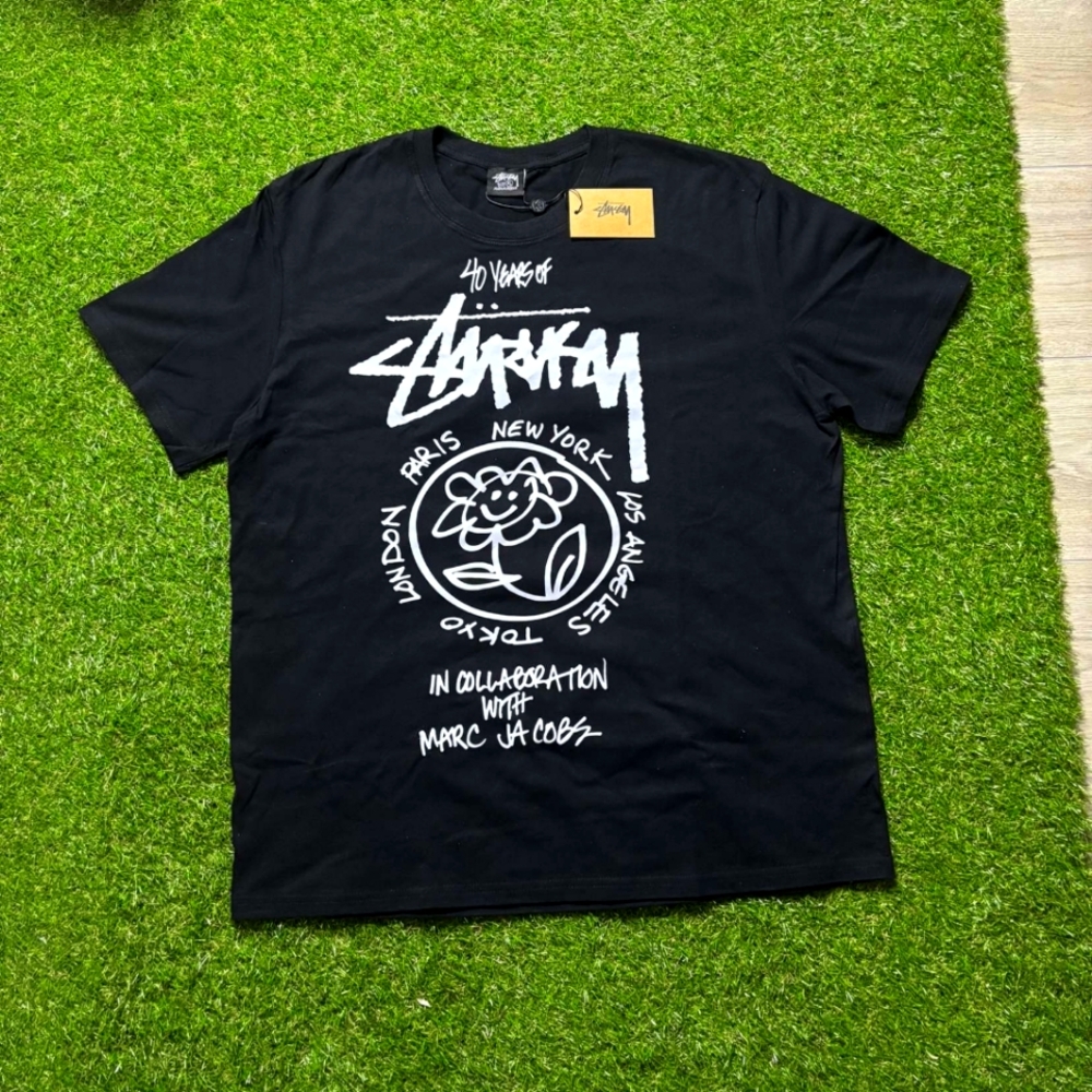 STUSSY x Marc Jacobs TSHIRT size Large